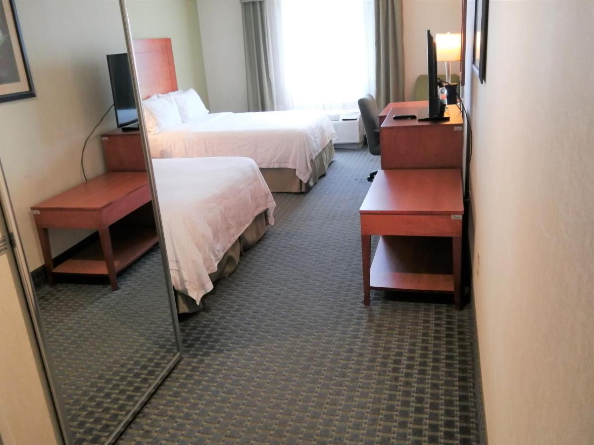 Holiday Inn Express & Suites Toluca Zona Aeropuerto By Ihg Εξωτερικό φωτογραφία