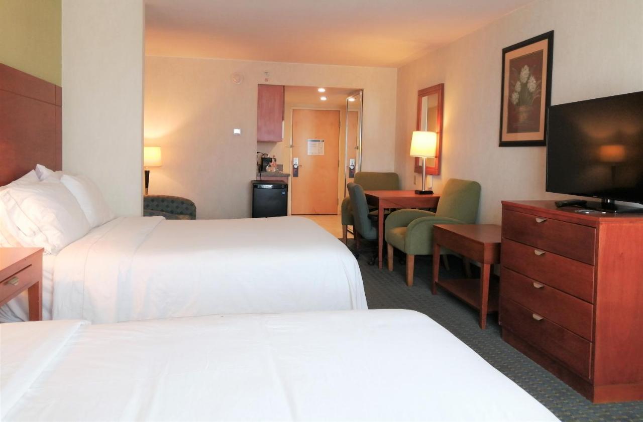 Holiday Inn Express & Suites Toluca Zona Aeropuerto By Ihg Εξωτερικό φωτογραφία