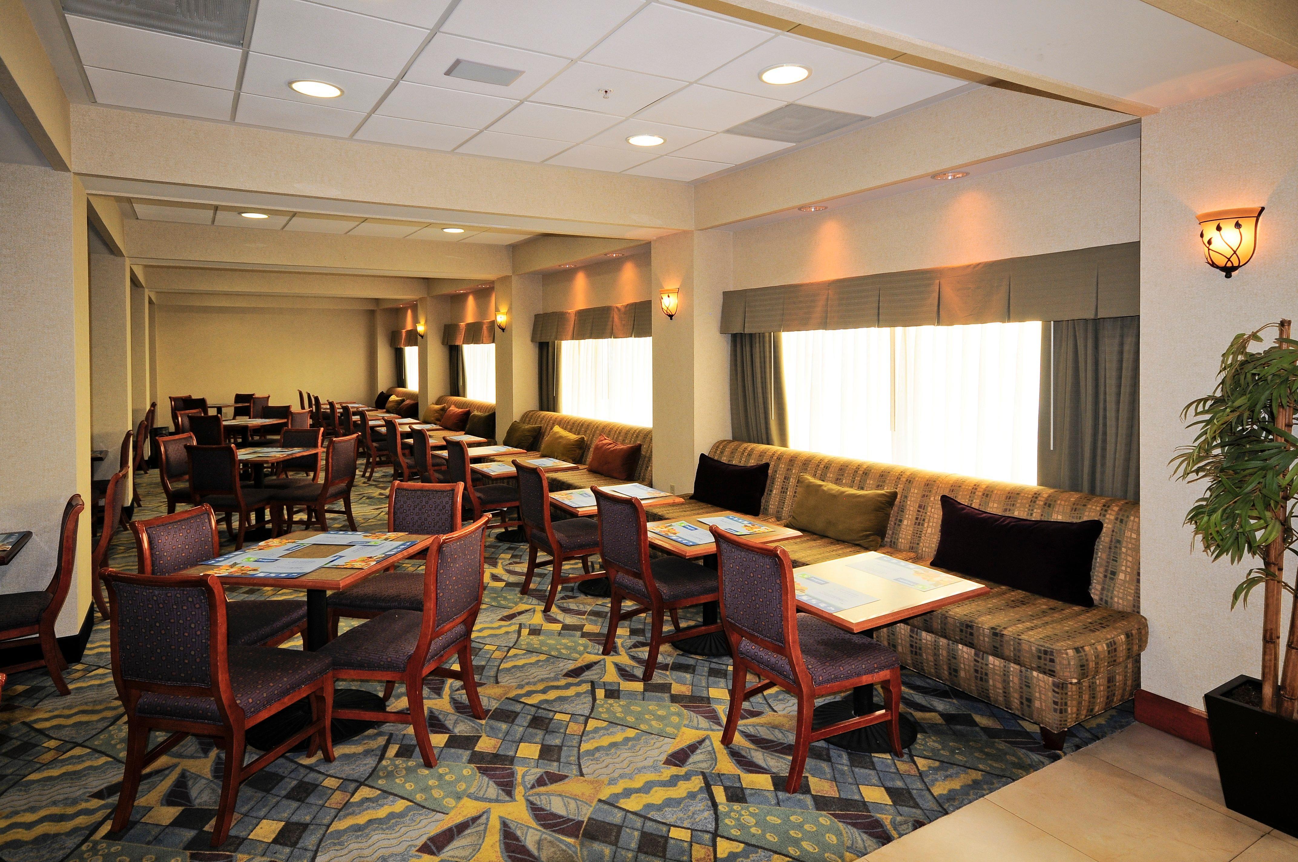 Holiday Inn Express & Suites Toluca Zona Aeropuerto By Ihg Εξωτερικό φωτογραφία