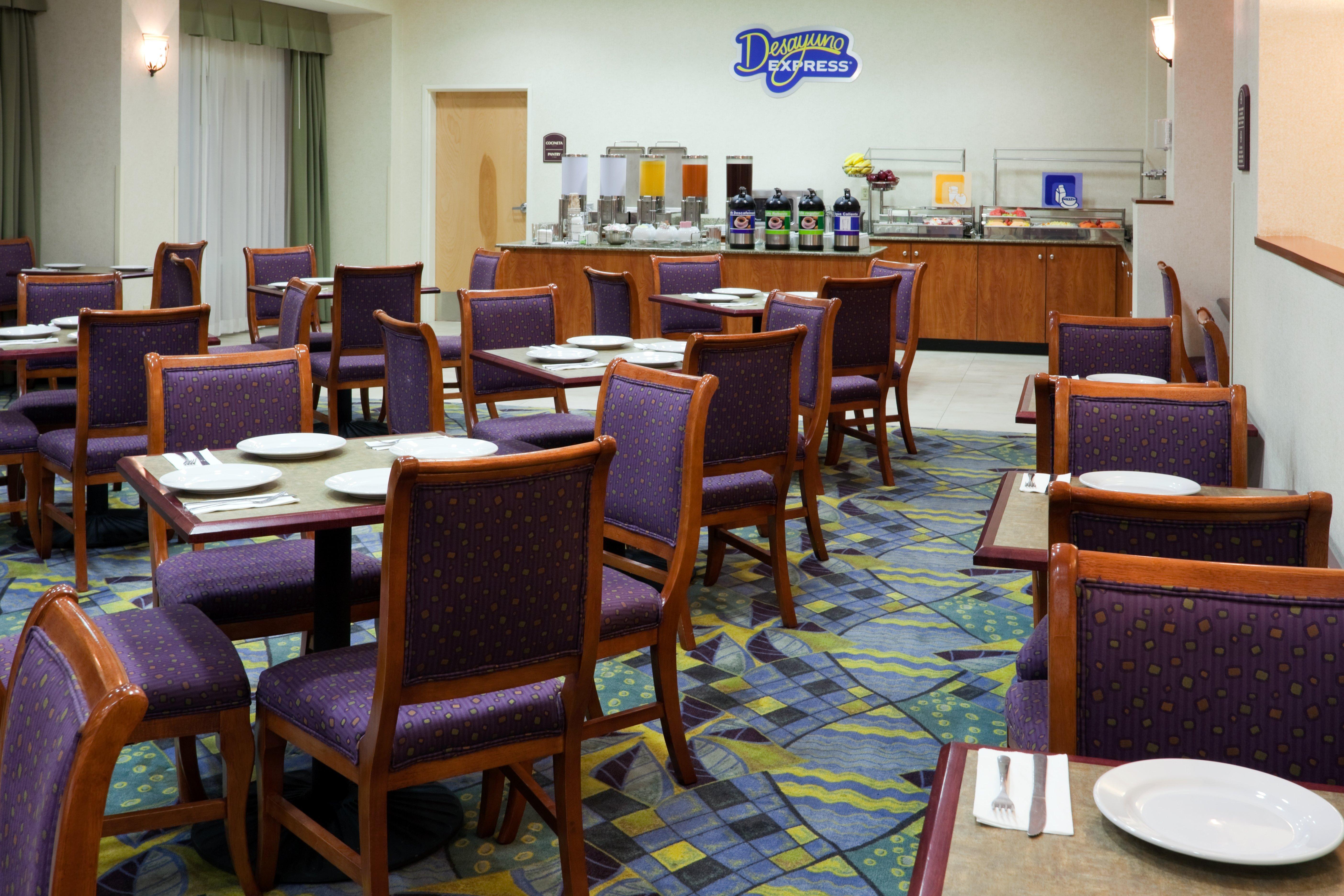 Holiday Inn Express & Suites Toluca Zona Aeropuerto By Ihg Εξωτερικό φωτογραφία