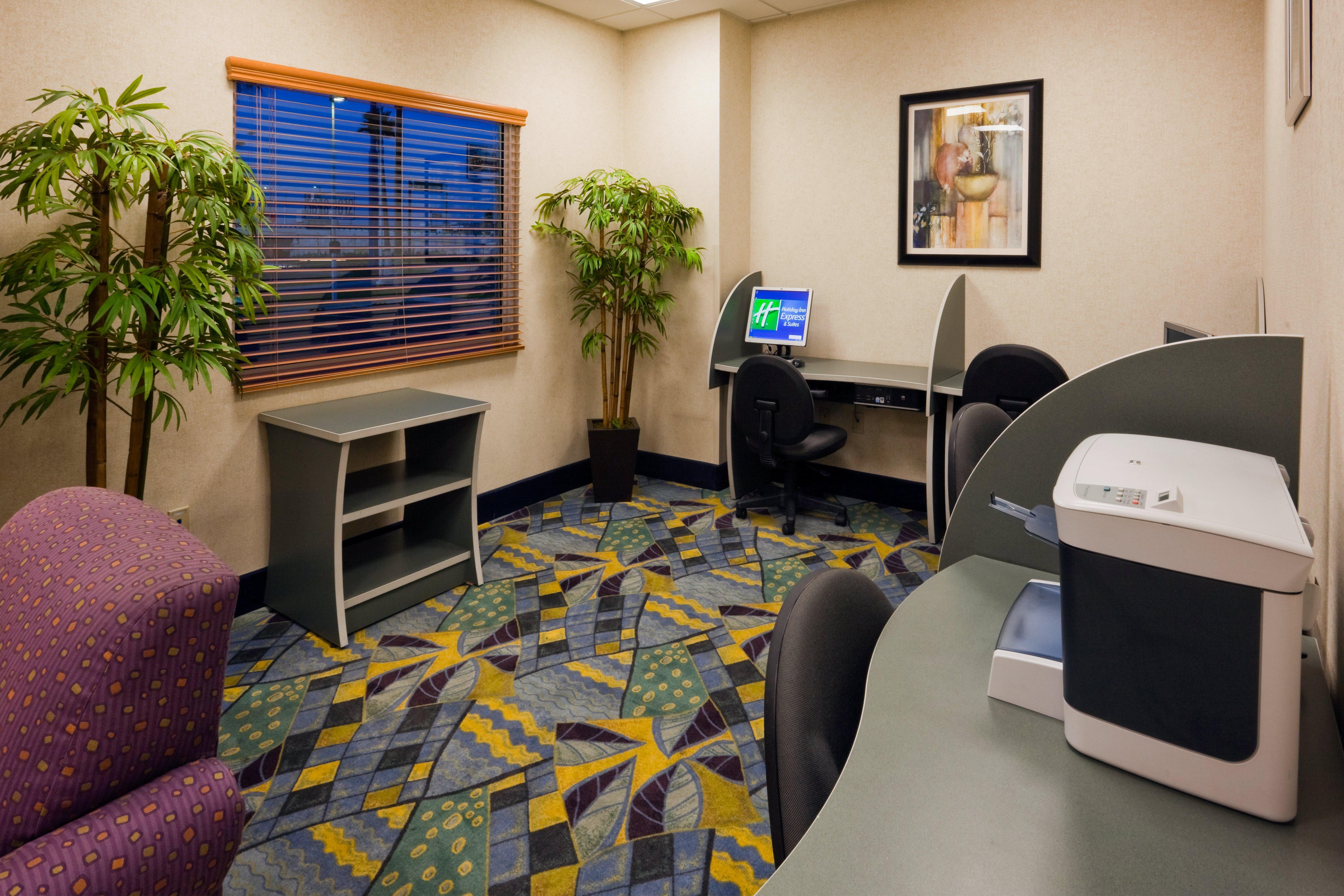Holiday Inn Express & Suites Toluca Zona Aeropuerto By Ihg Εξωτερικό φωτογραφία